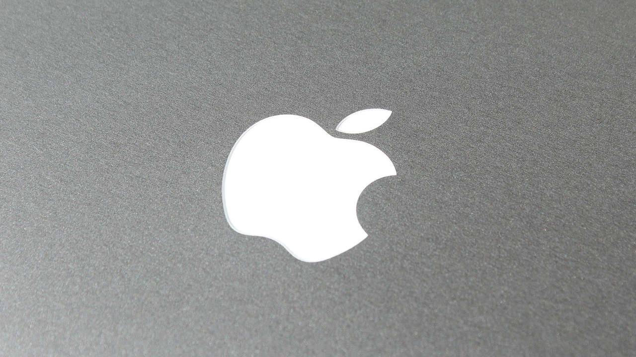 Apple confirms deal to buy Intel modem business